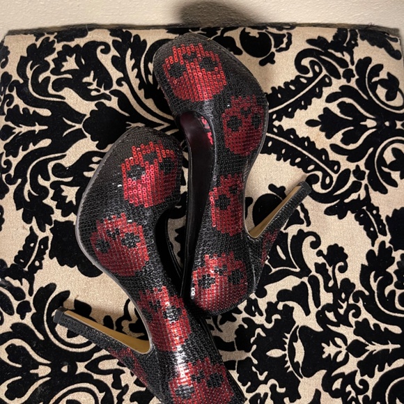 Black & Red Sequins Digi Skulls - Iron Fist Tempest Platform Stiletto Heels - Picture 3 of 11